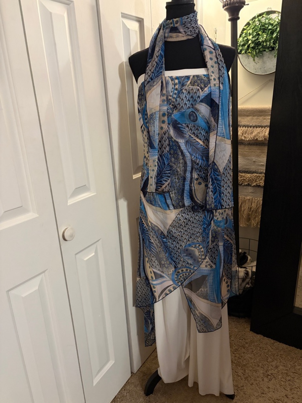 Vintage Blue & White Strapless Abstract Jumpsuit Feather Pattern with Scarf